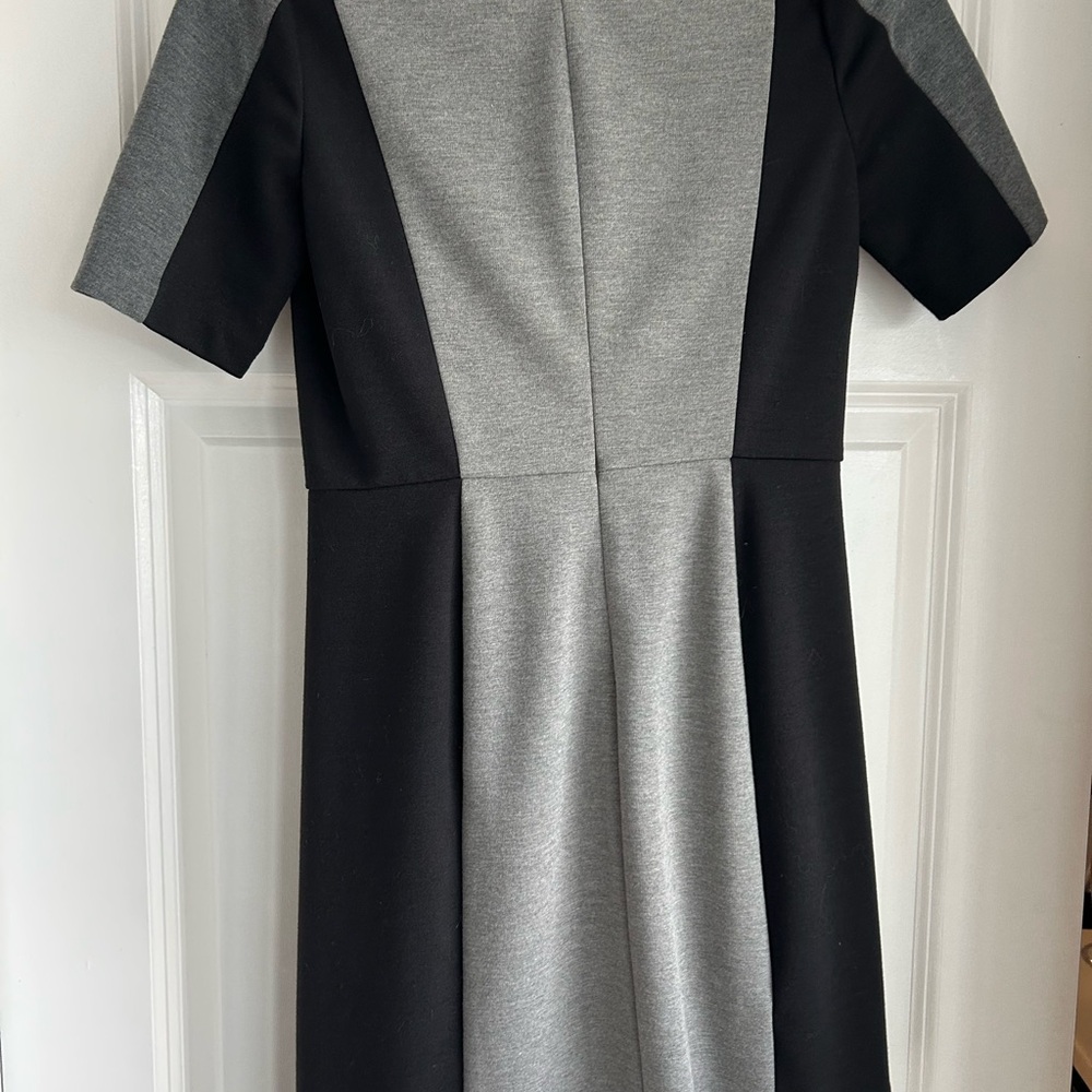 LOFT Black and Gray Midi Dress with Elegant Design